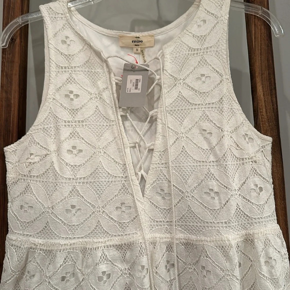 Entro Dress - Picture 2 of 5